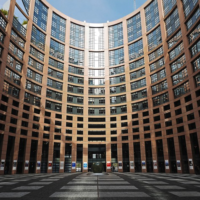 Tagli Bilancio UE, 22.500 ricercatori senza supporto